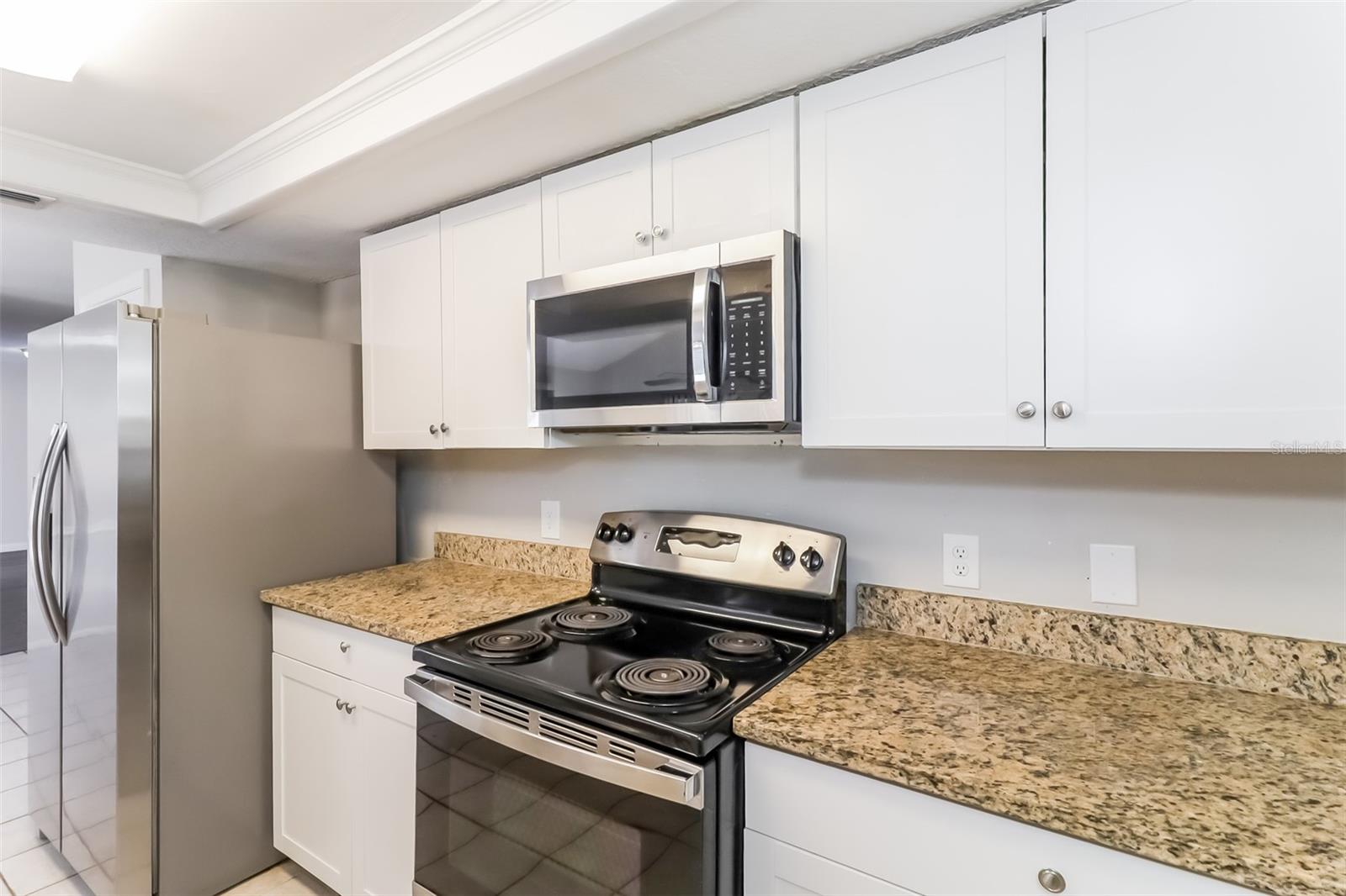 Image 7 of 21 For 12907 Cedar Ridge Drive