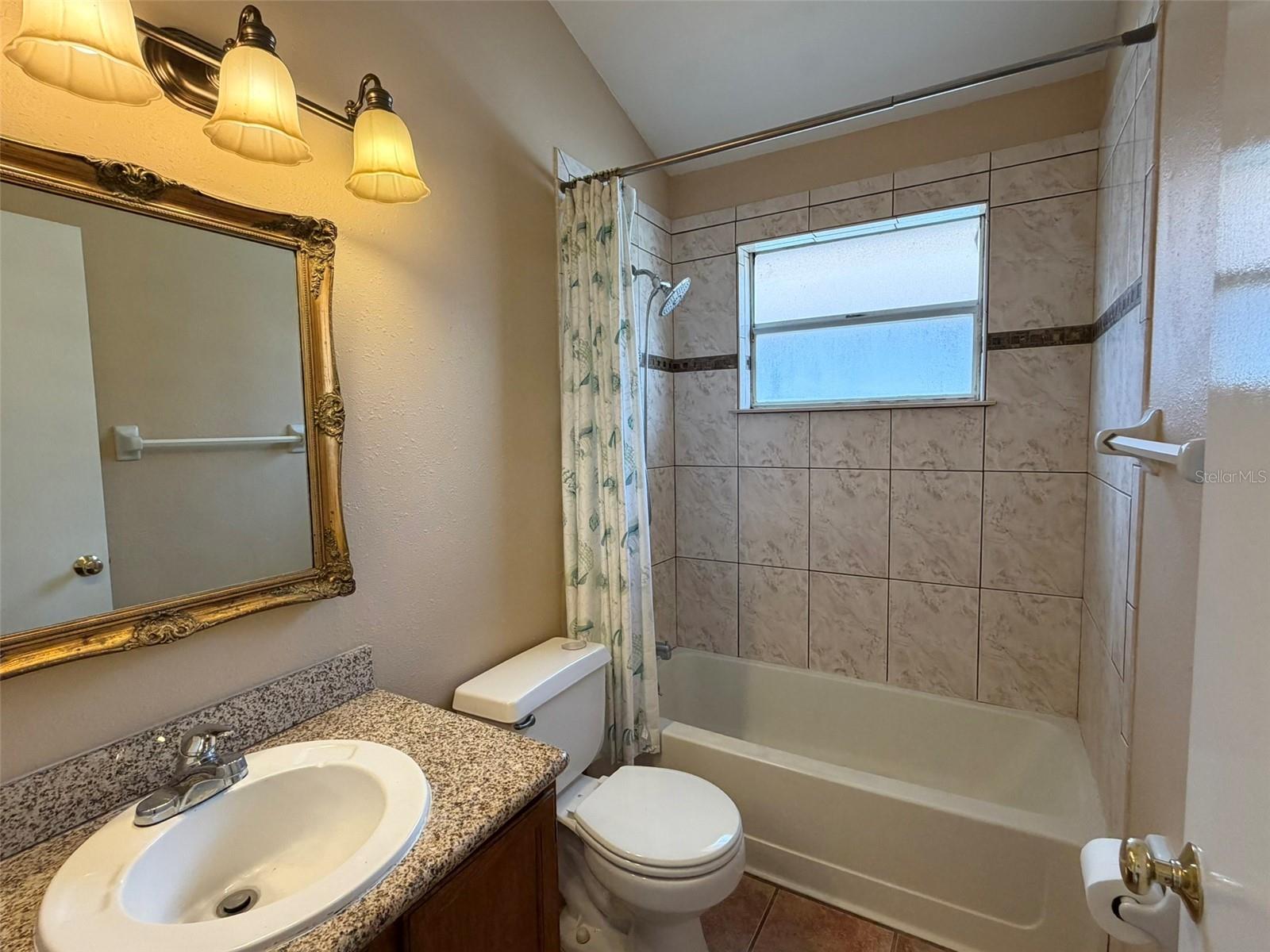 Image 12 of 21 For 625 Remington Oak Drive