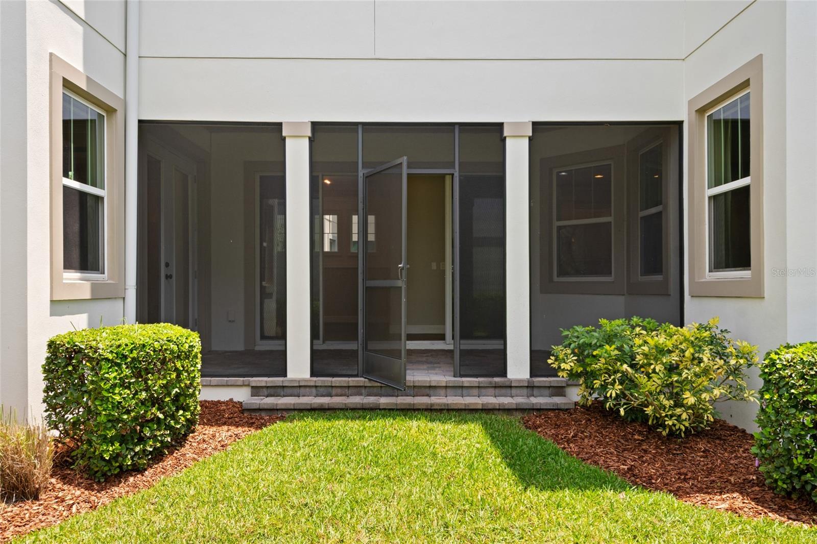 Image 16 of 72 For 9064 Merrifield Sreet