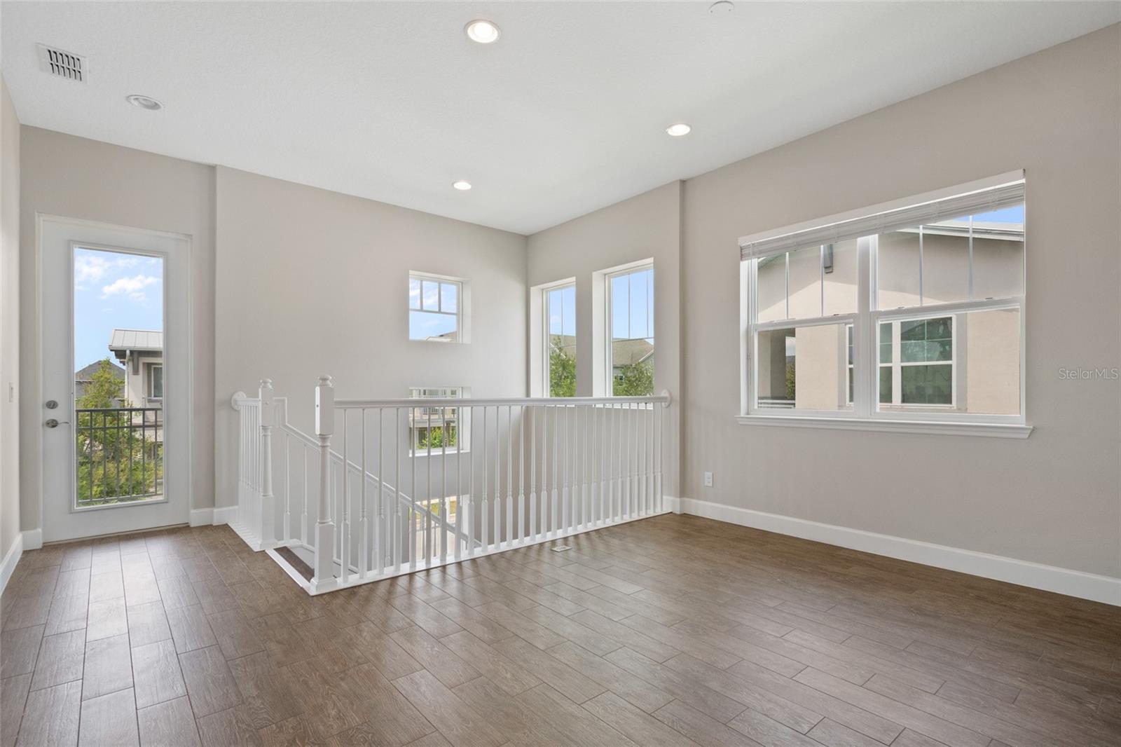 Image 46 of 72 For 9064 Merrifield Sreet