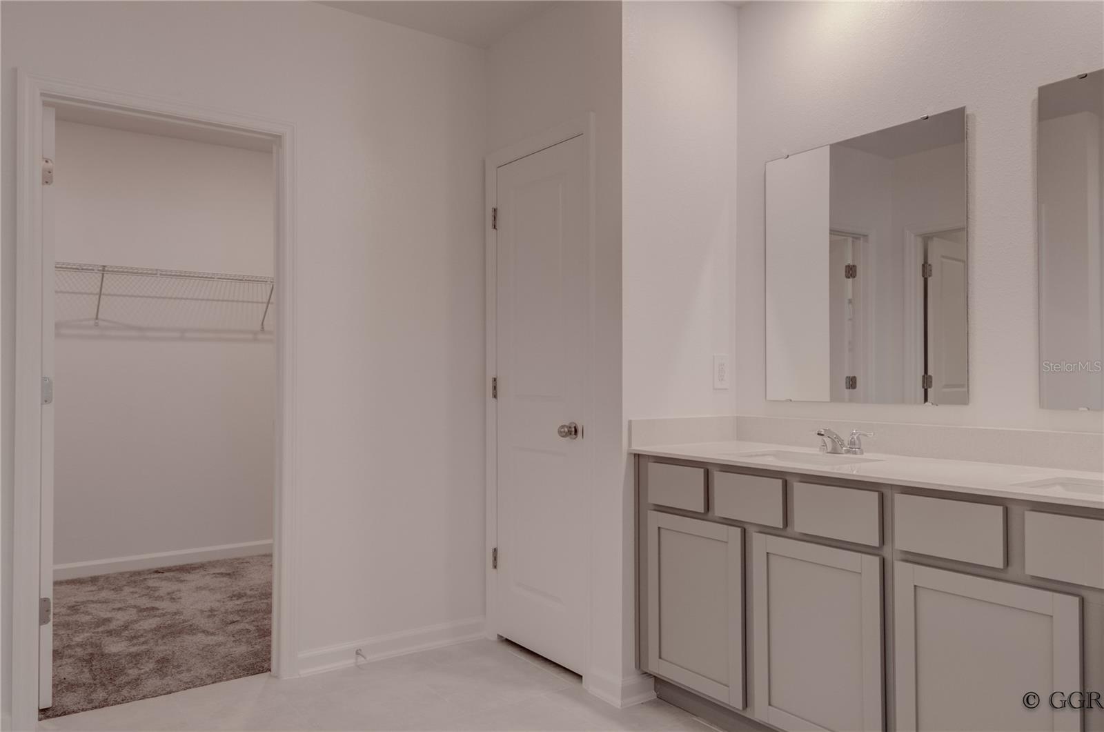 Image 32 of 44 For 4823 Edensbridge Lane