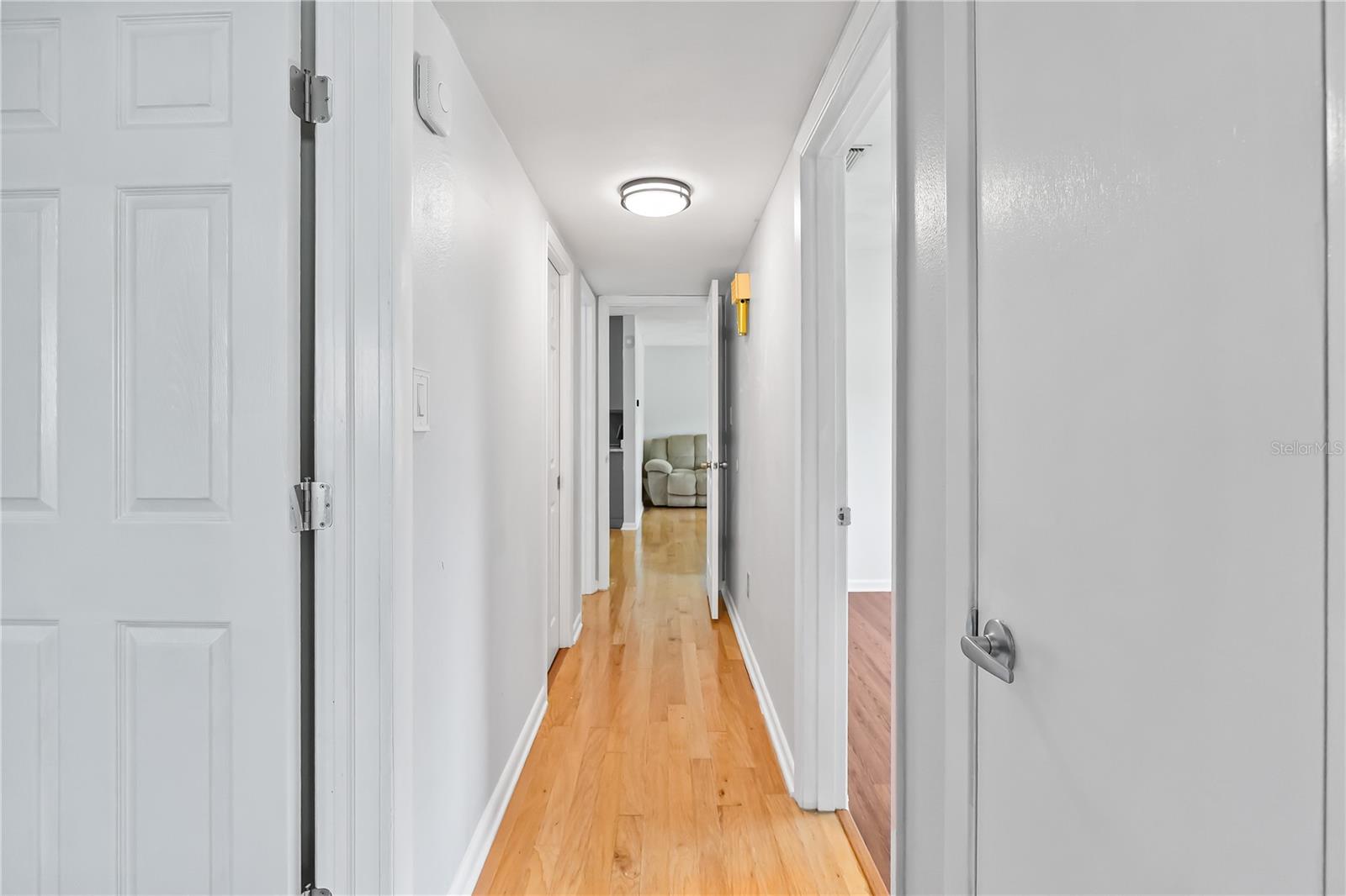 Listing photo id 18 for 621 Ellsworth Street