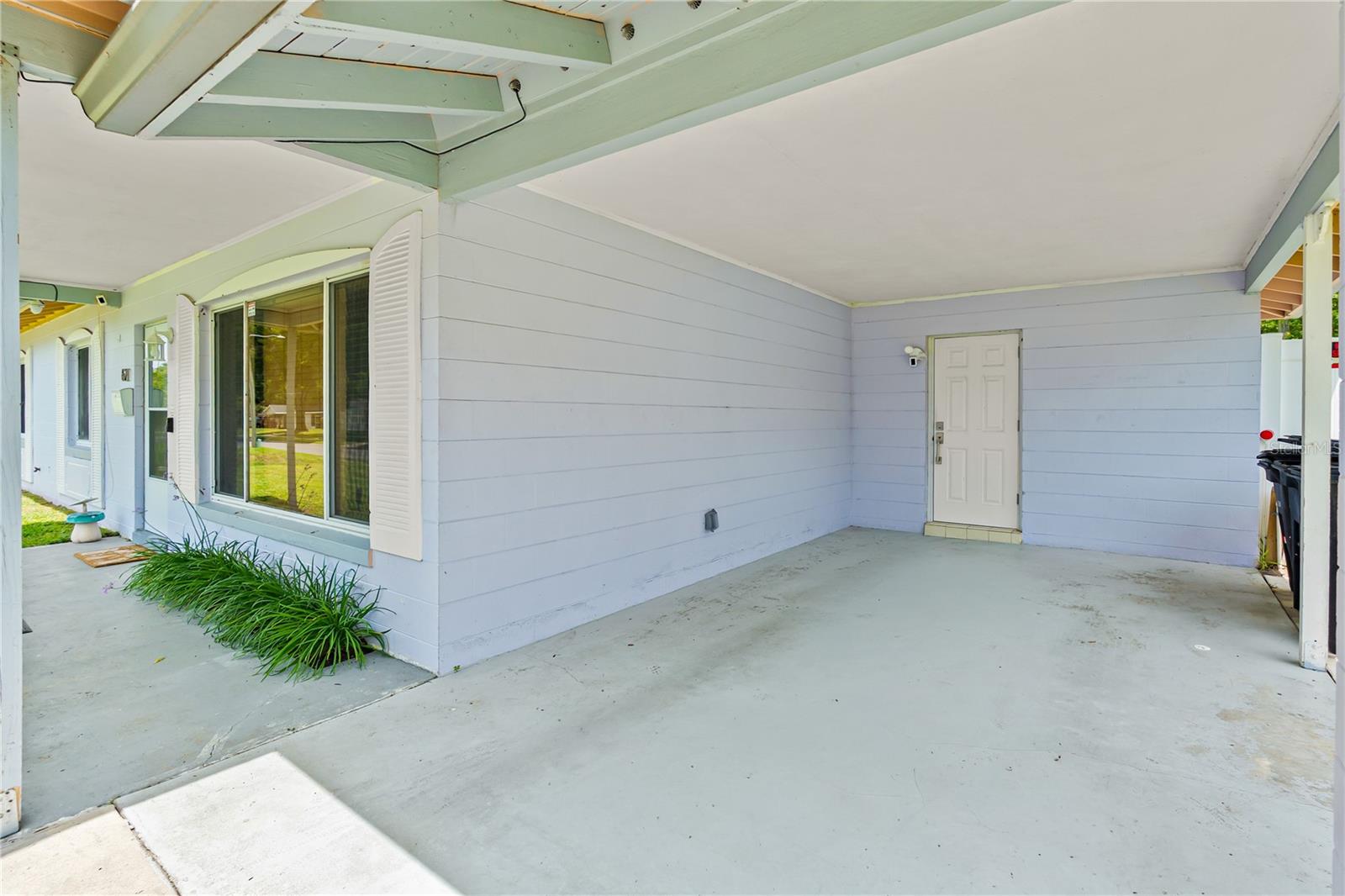 Listing photo id 1 for 621 Ellsworth Street
