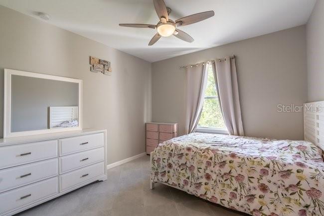 Image 15 of 94 For 42982 Parkside Court