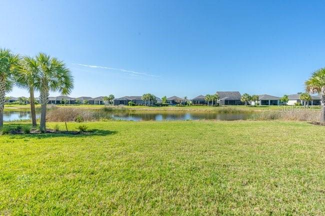 Image 40 of 94 For 42982 Parkside Court