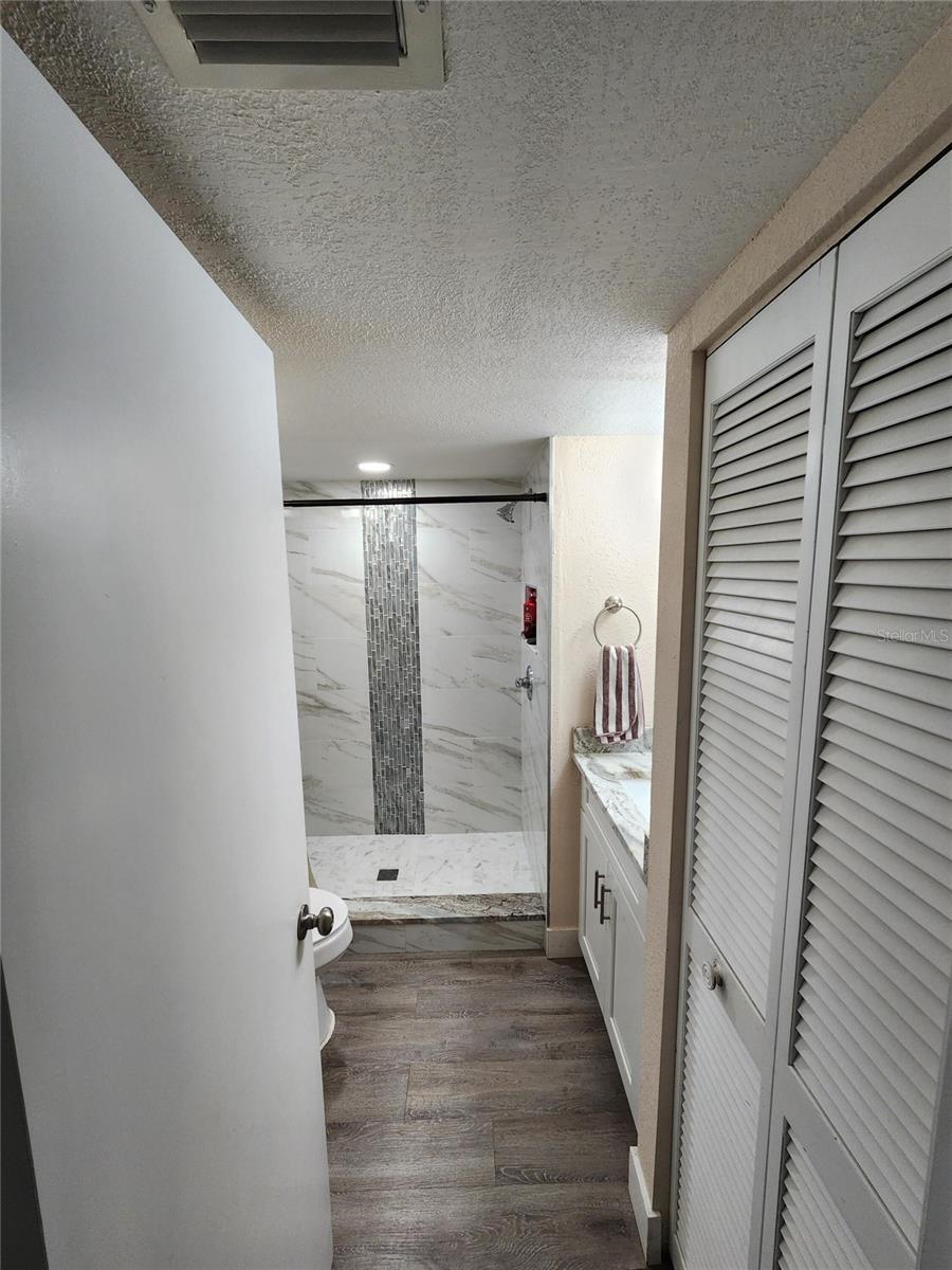Image 6 of 31 For 3402 Ellenwood Lane