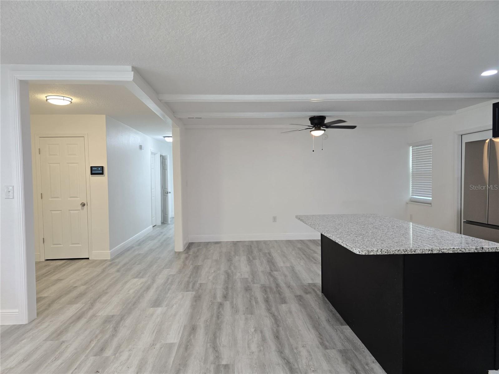 Image 10 of 39 For 1816 Rendale Drive