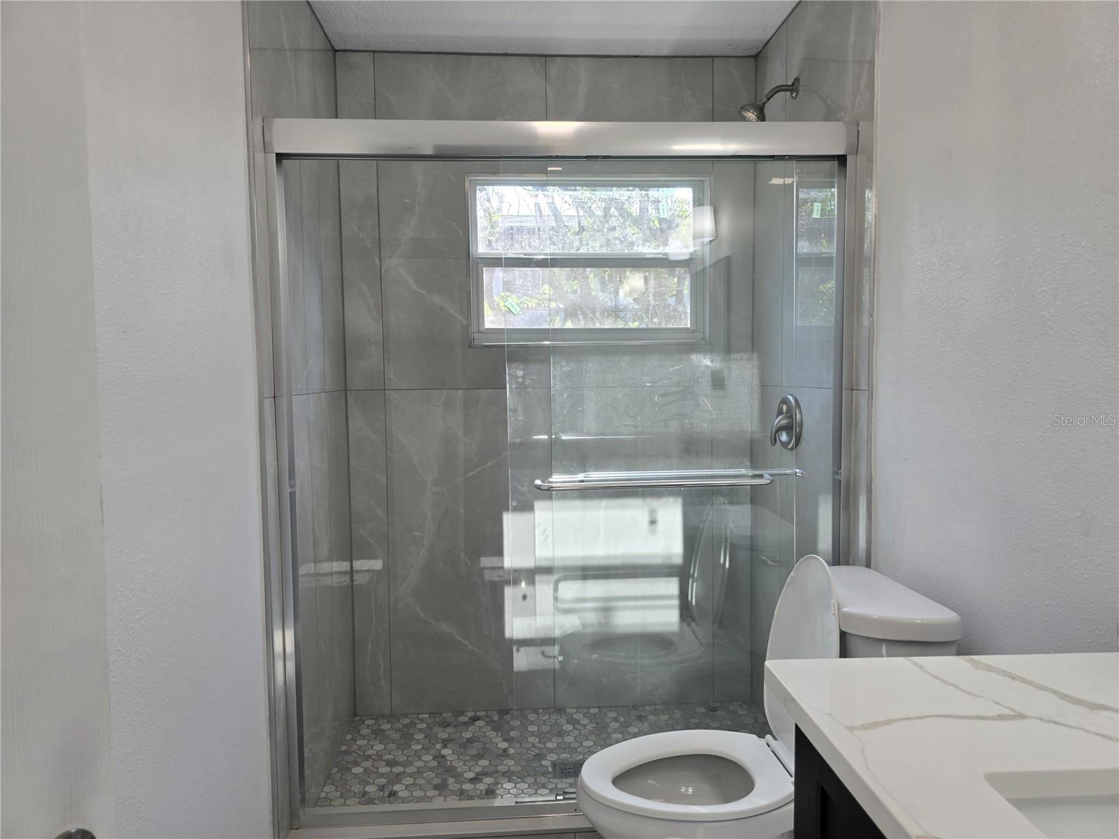 Image 18 of 39 For 1816 Rendale Drive