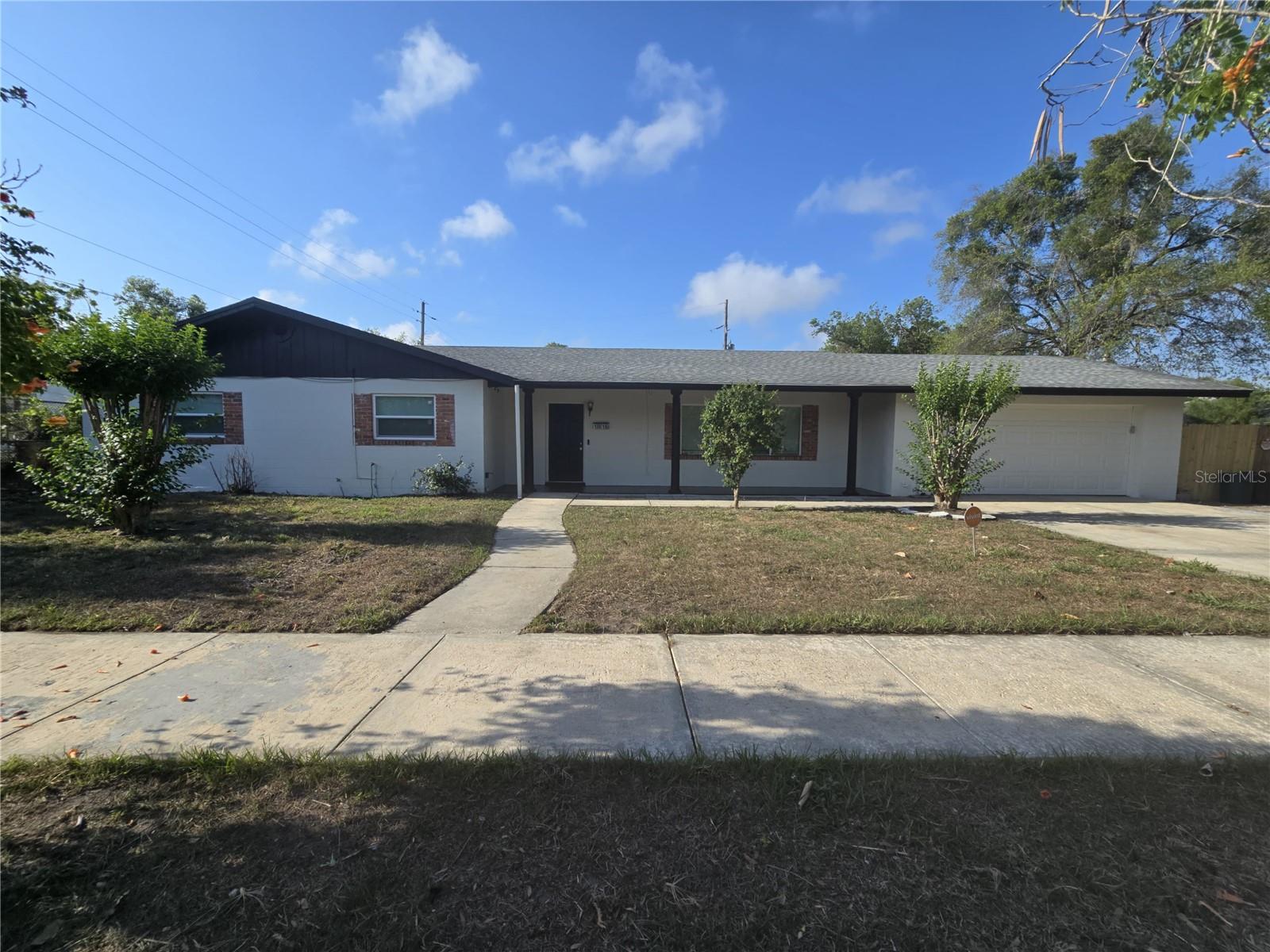 Image 2 of 39 For 1816 Rendale Drive
