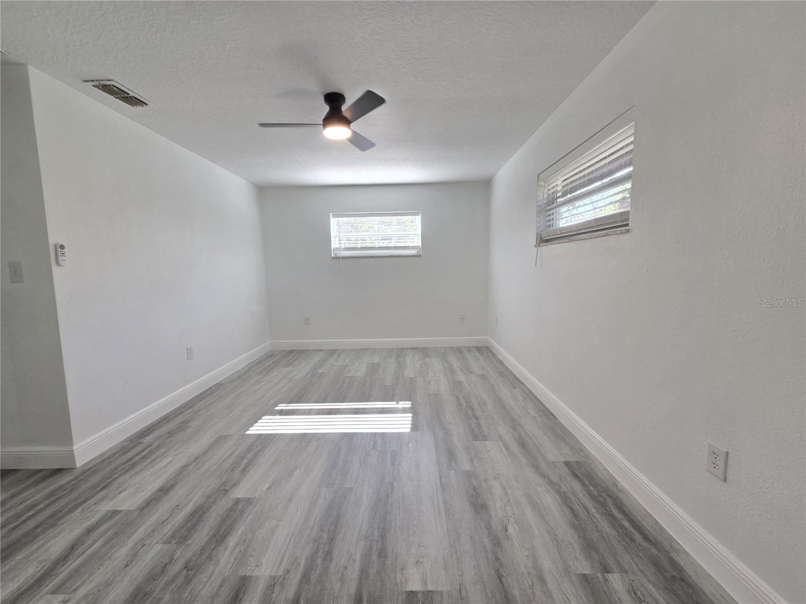 Image 26 of 39 For 1816 Rendale Drive