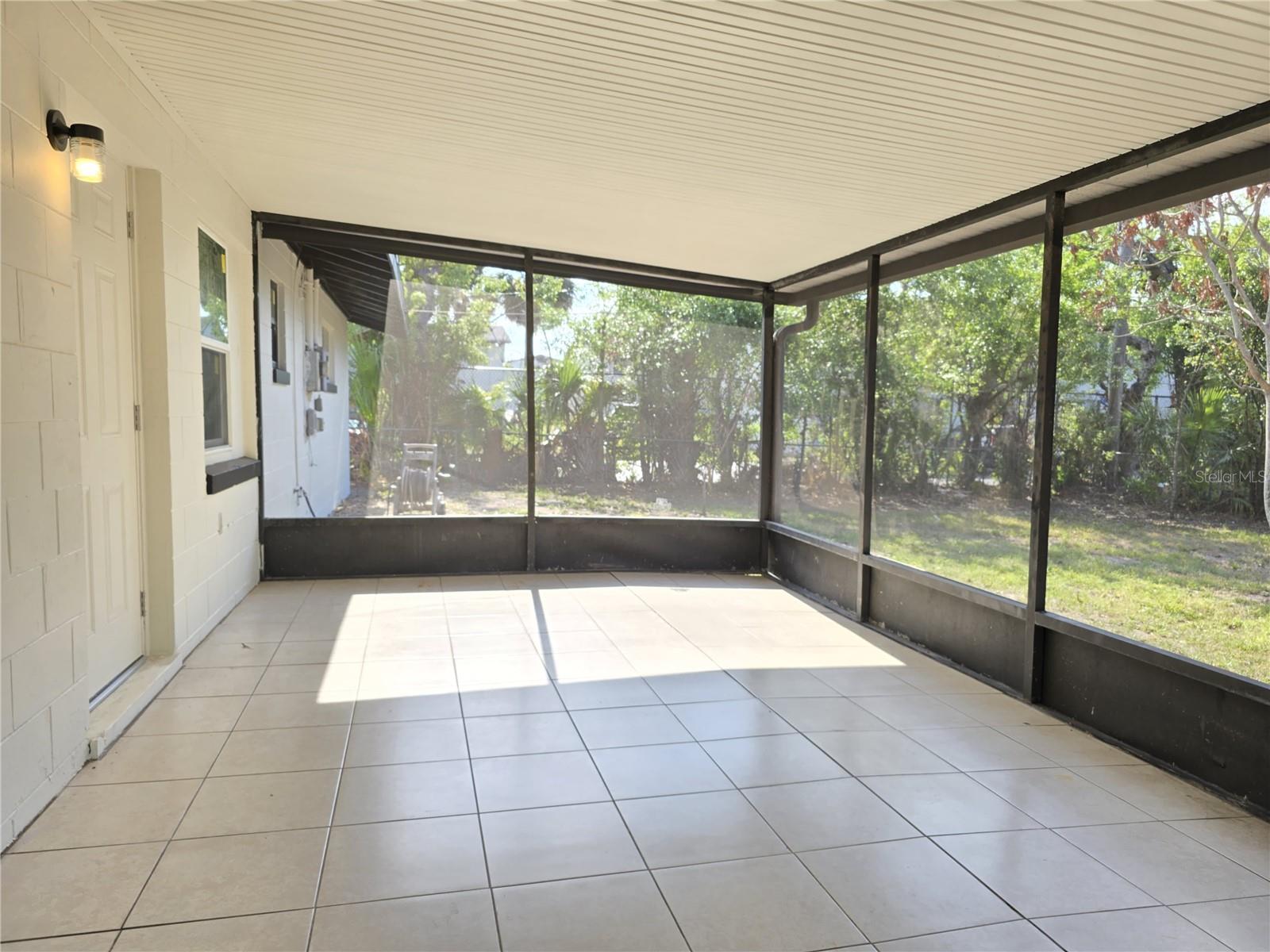 Image 38 of 39 For 1816 Rendale Drive