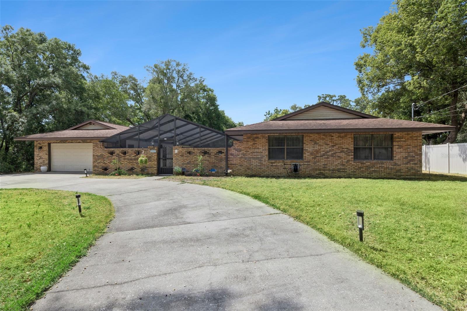 Image 2 of 37 For 209 Catawba Street