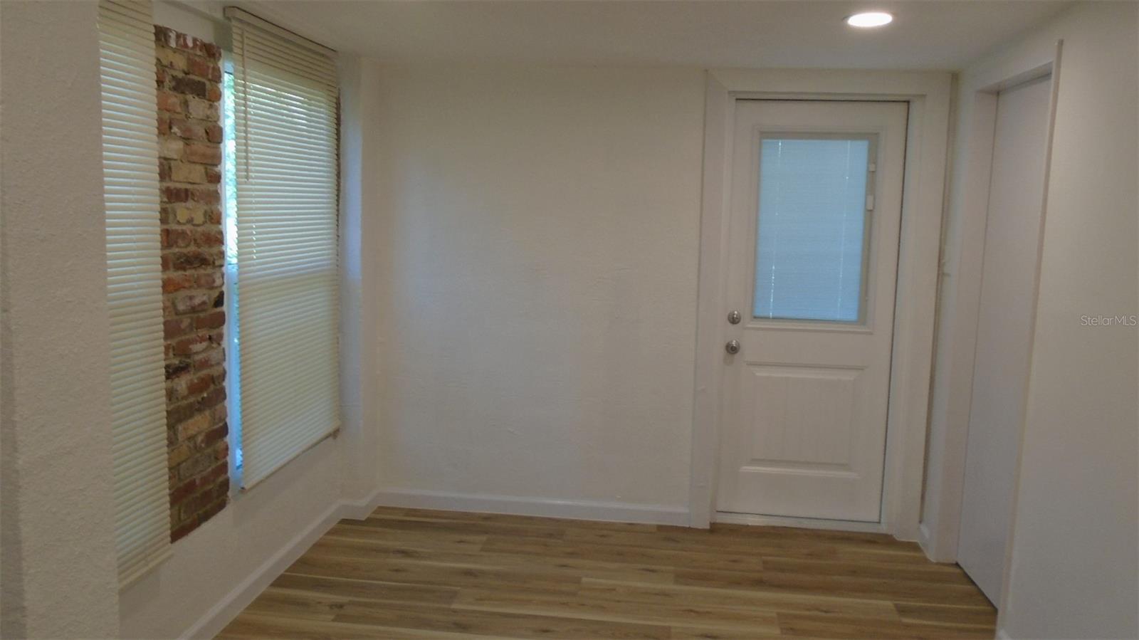 Image 2 of 13 For 40 Lemon Lane
