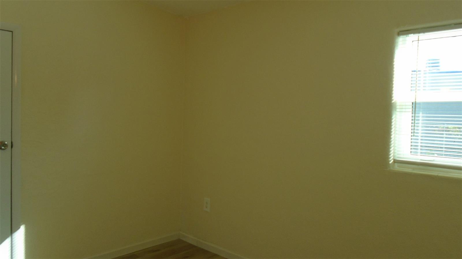 Image 6 of 13 For 40 Lemon Lane