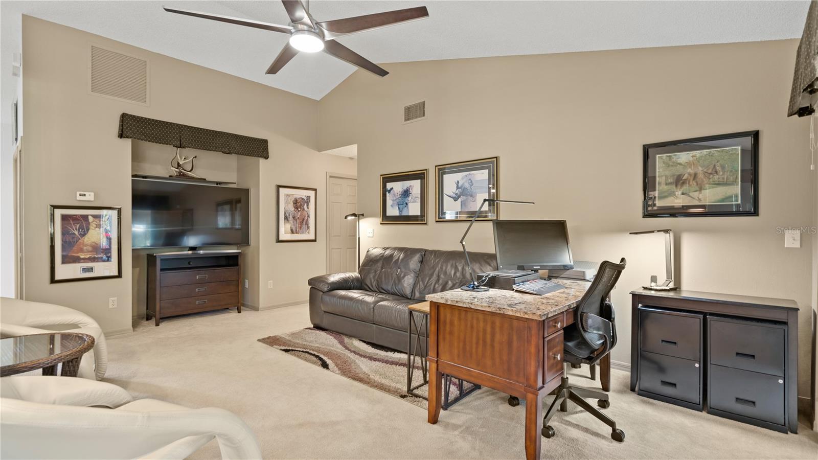 Image 23 of 63 For 9072 Woodbreeze Boulevard