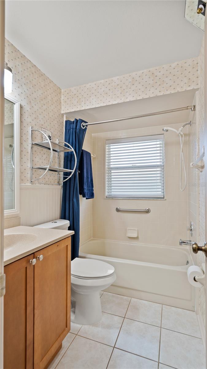 Image 42 of 63 For 9072 Woodbreeze Boulevard