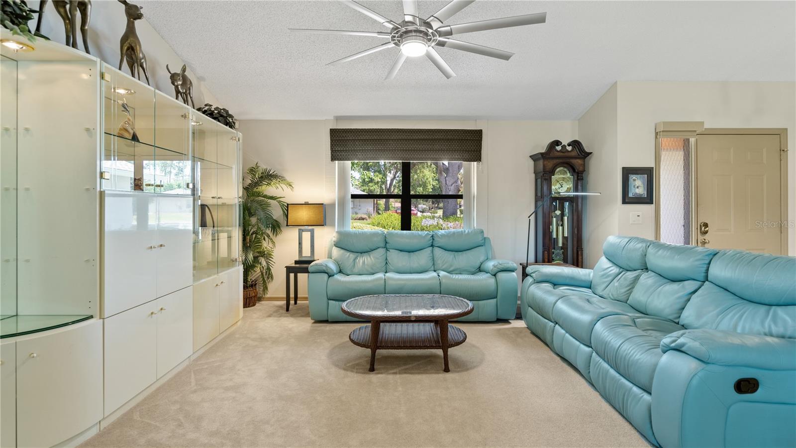 Image 8 of 63 For 9072 Woodbreeze Boulevard