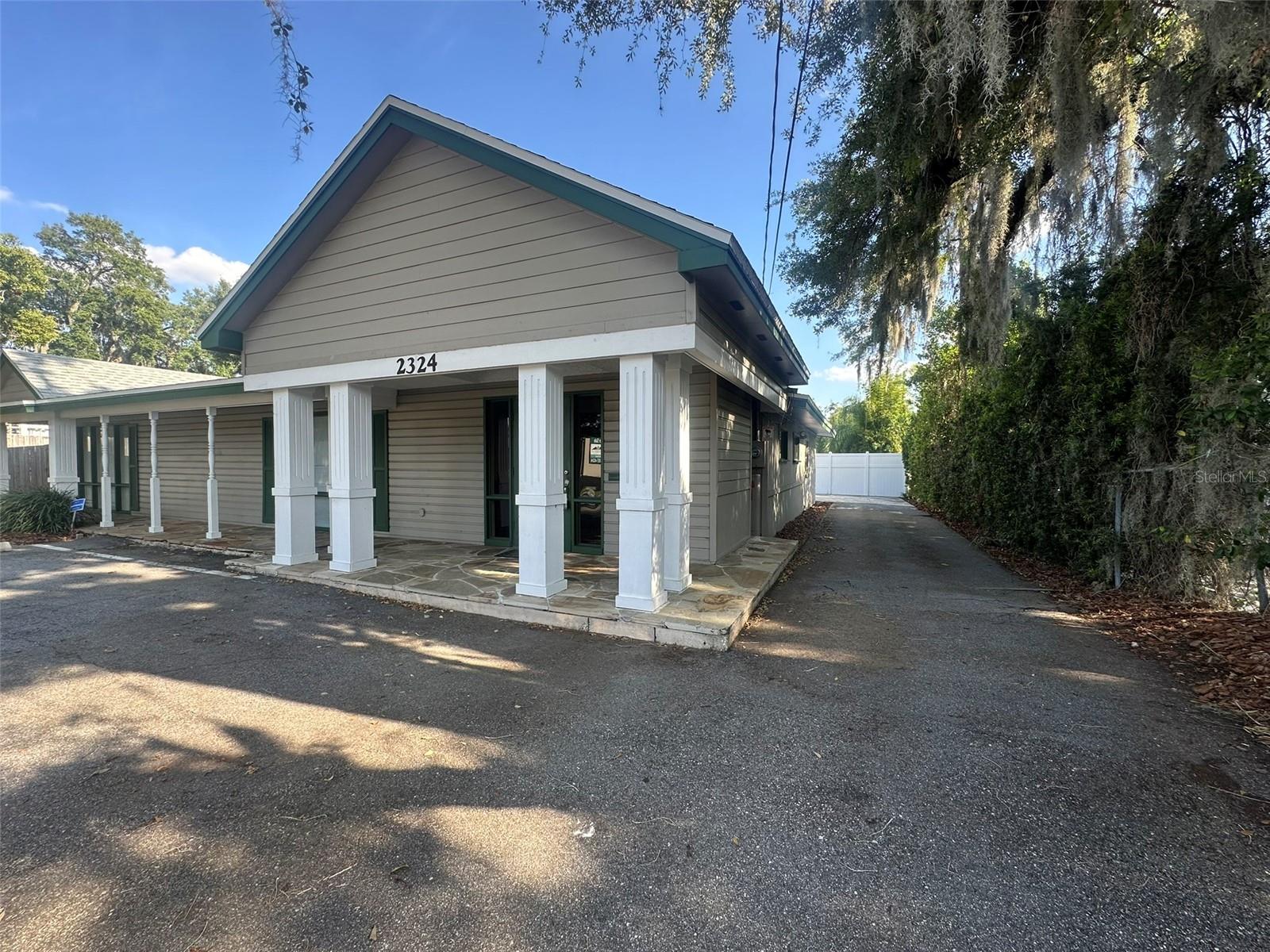 Image 29 of 36 For 2324 Lee Road