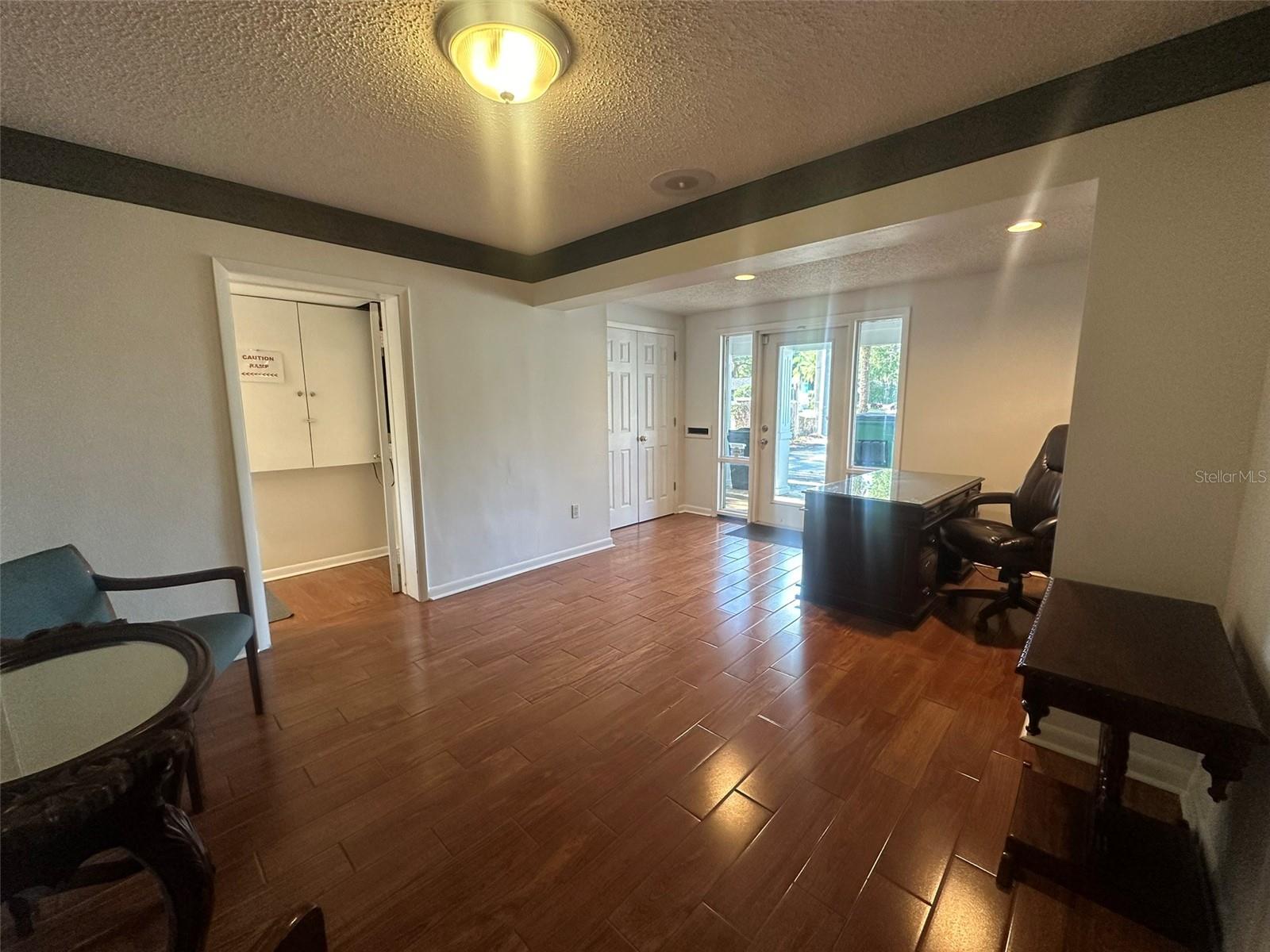 Image 4 of 36 For 2324 Lee Road