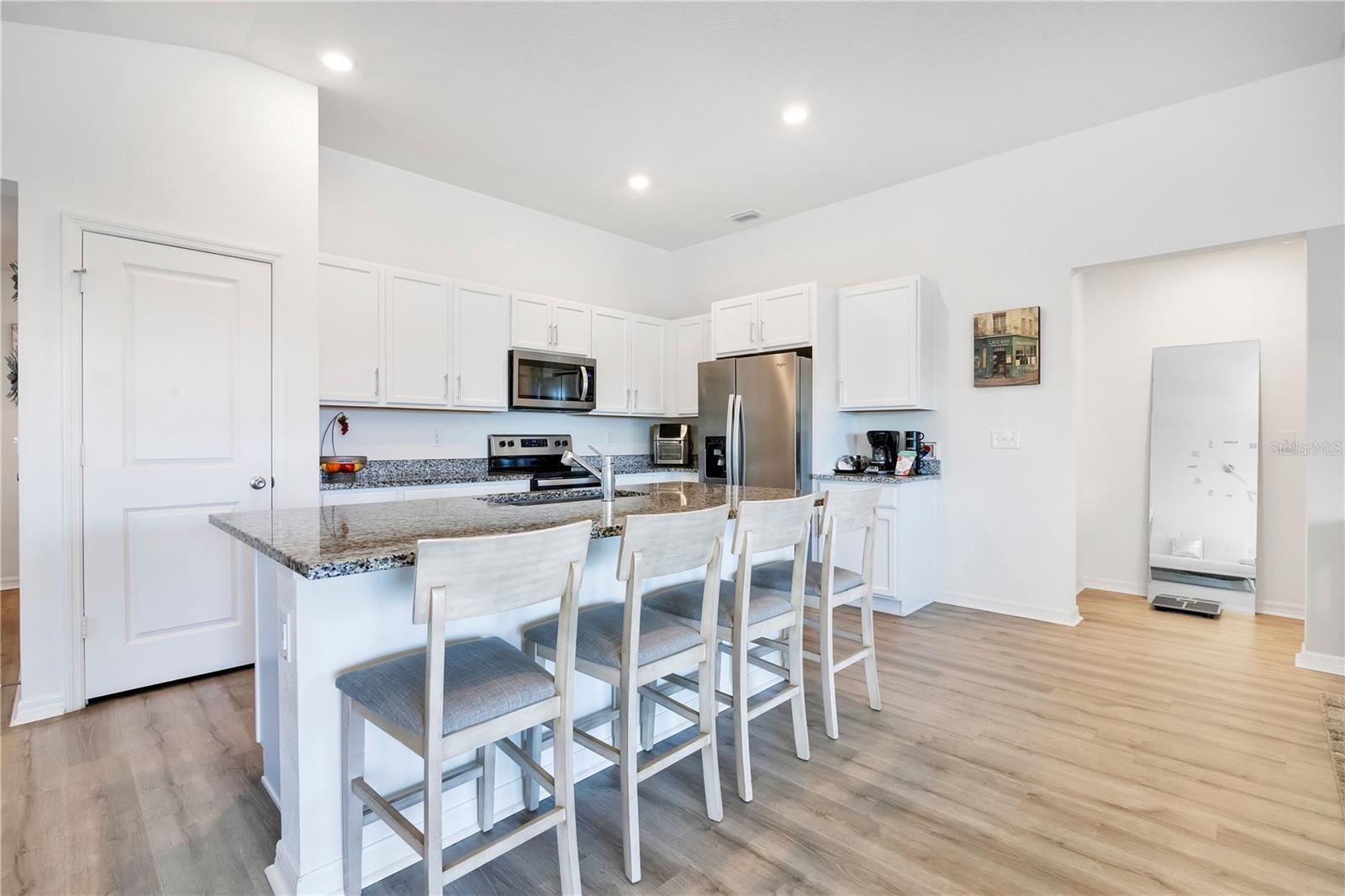 Image 4 of 31 For 9231 Westside Hills Drive