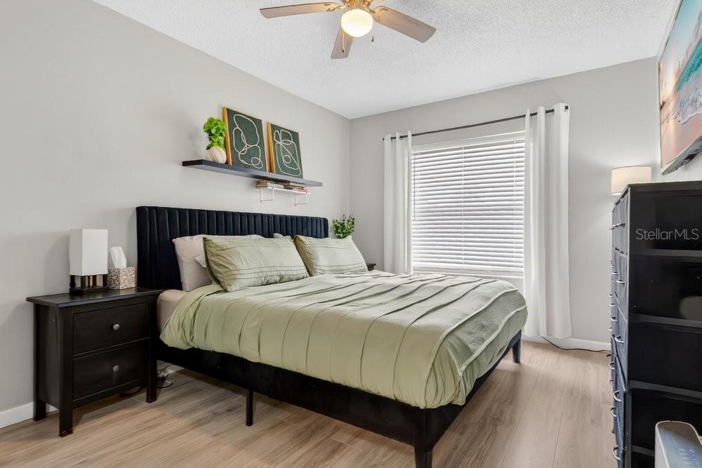 Image 12 of 34 For 4227 Pershing Pointe Place 2