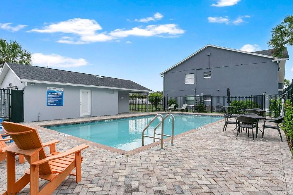 Image 24 of 34 For 4227 Pershing Pointe Place 2