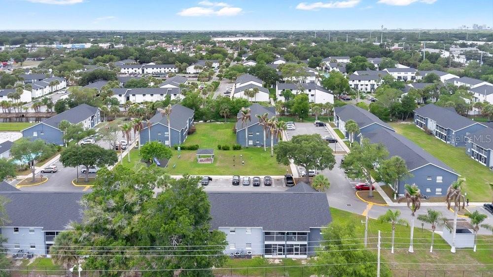 Image 30 of 34 For 4227 Pershing Pointe Place 2