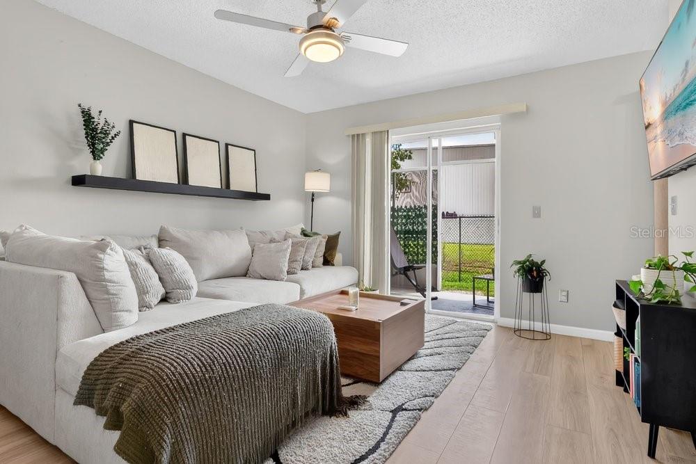 Image 6 of 34 For 4227 Pershing Pointe Place 2