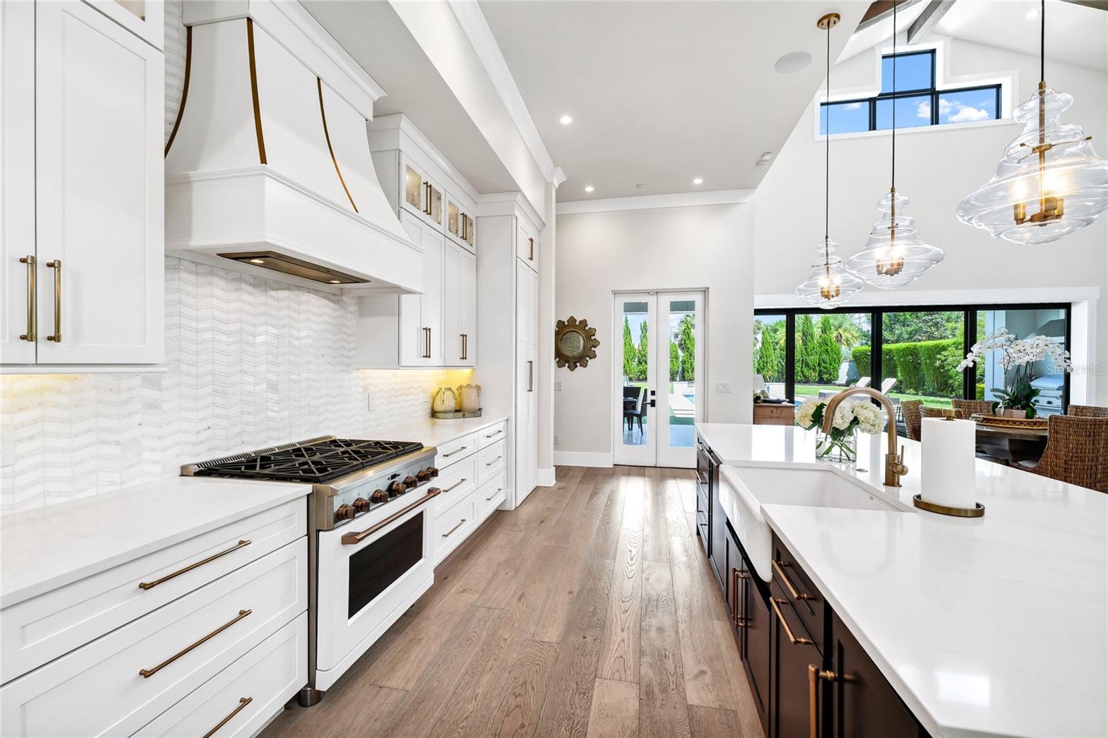 Image 11 of 70 For 5061 Sawyer Cove Way