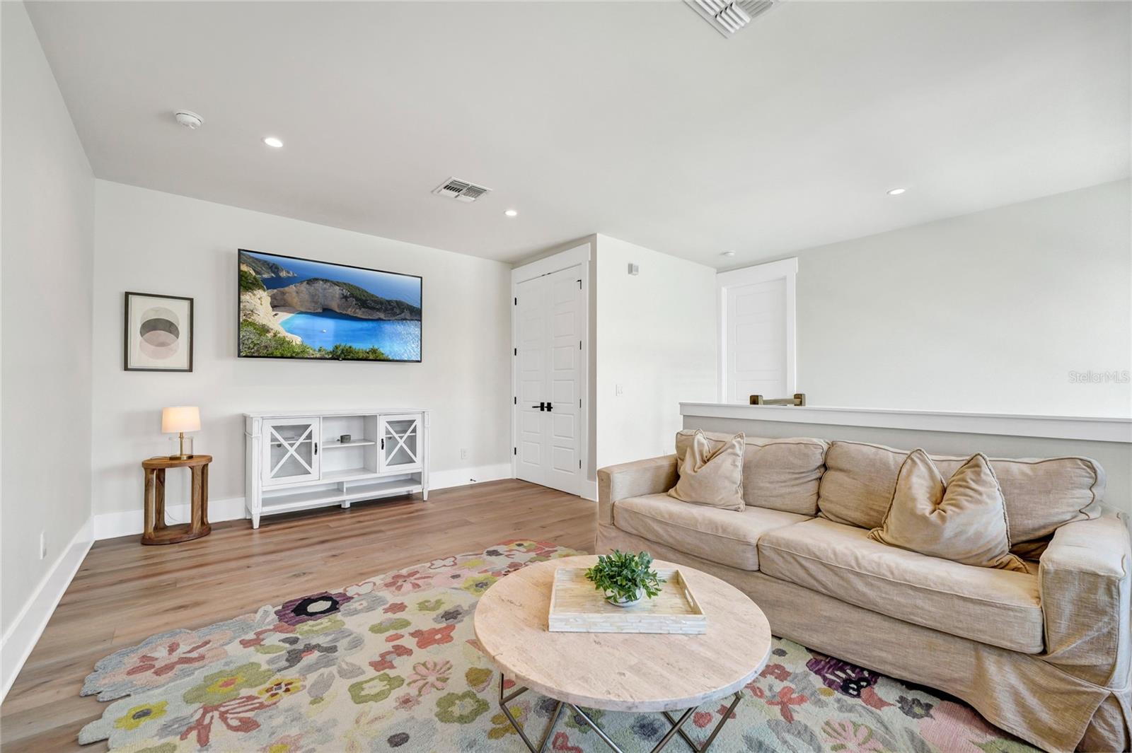 Image 43 of 70 For 5061 Sawyer Cove Way