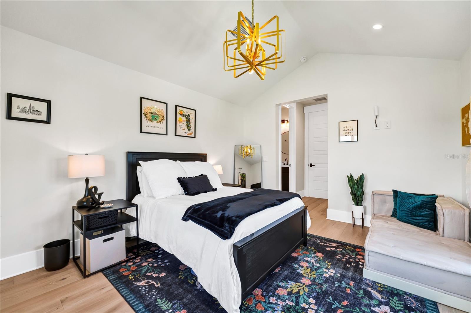 Image 46 of 70 For 5061 Sawyer Cove Way