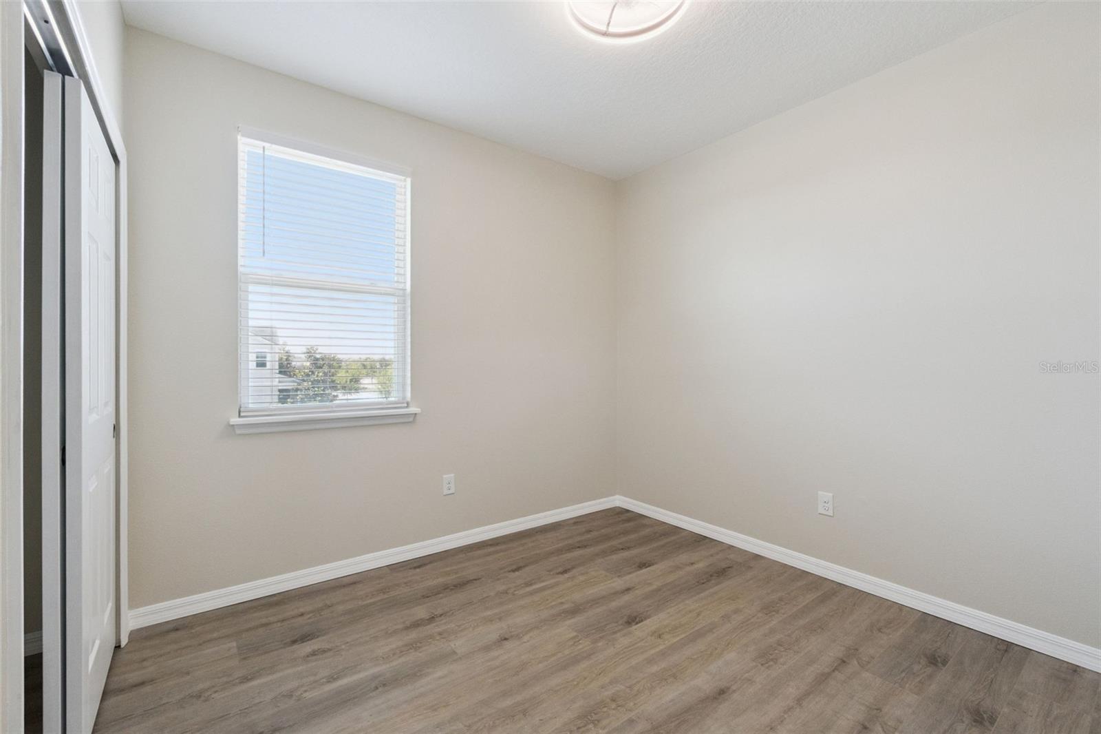 Image 14 of 21 For 2611 Palisade Boulevard