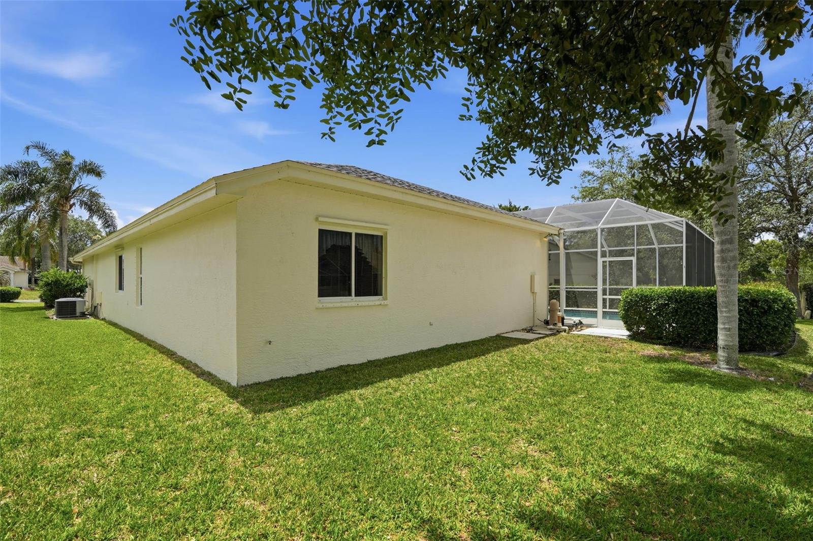 Image 30 of 34 For 7221 Aloe Drive