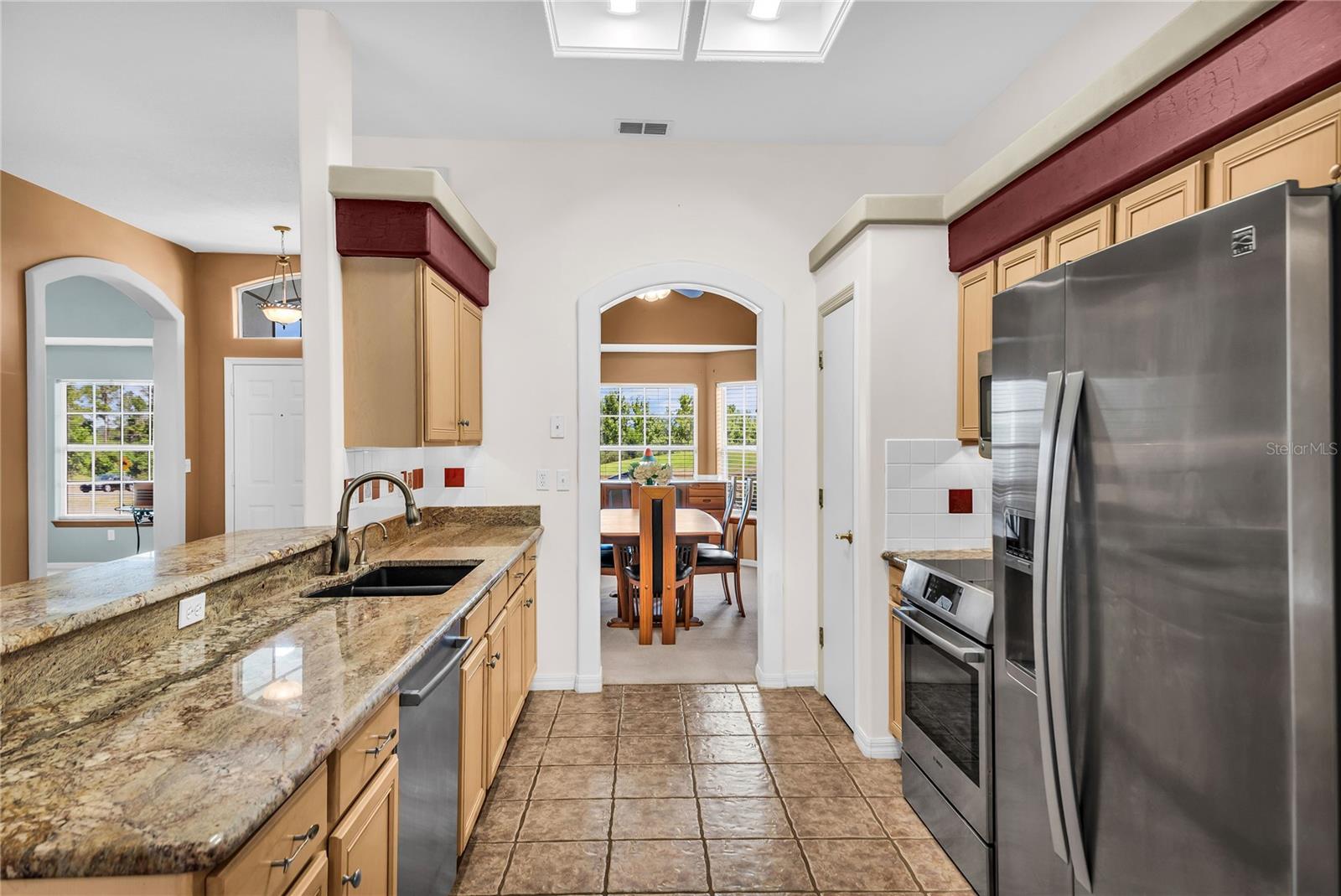 Image 17 of 56 For 12540 Cynthia Lane