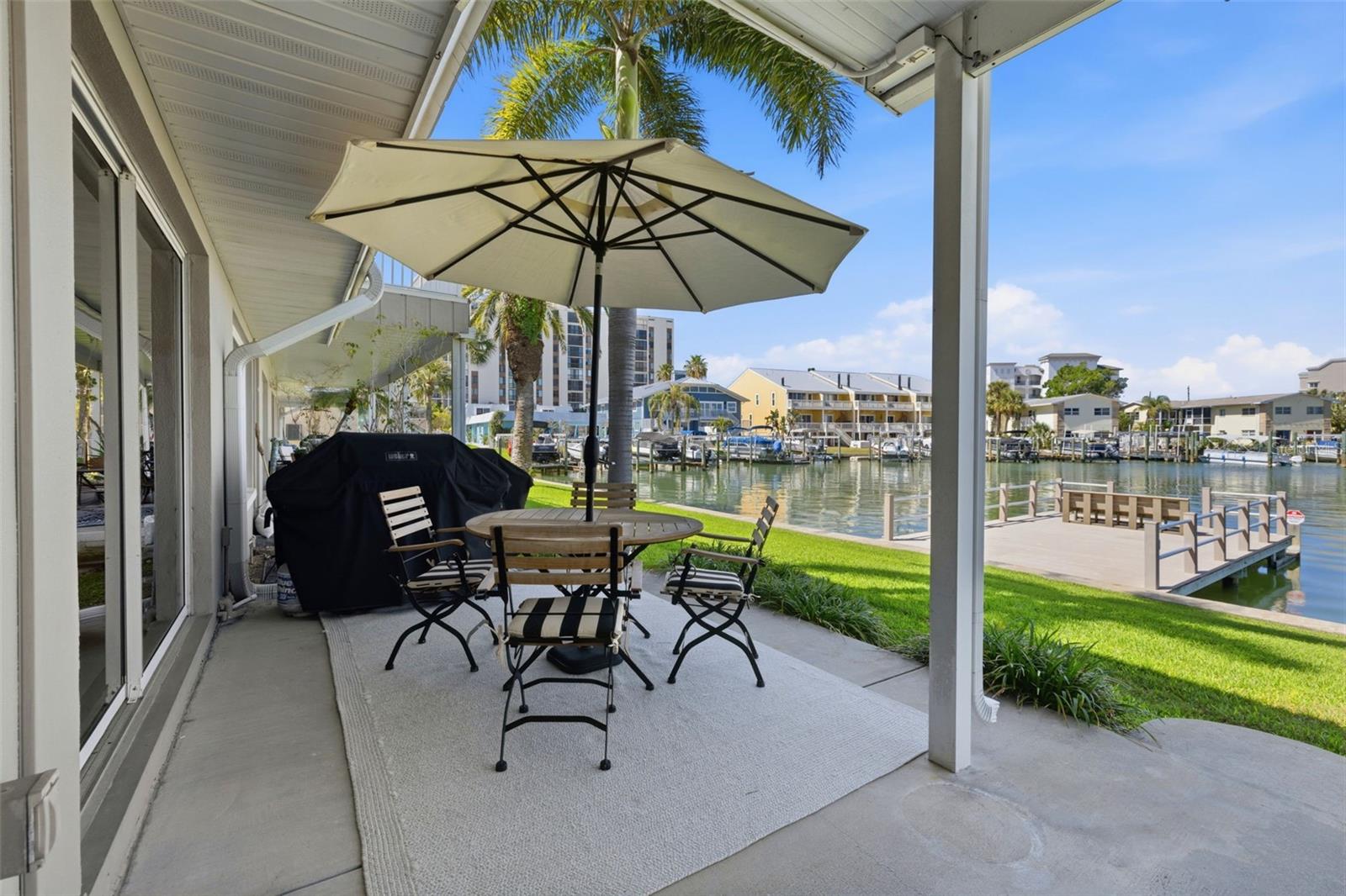 Image 21 of 24 For 400 Larboard Way 105