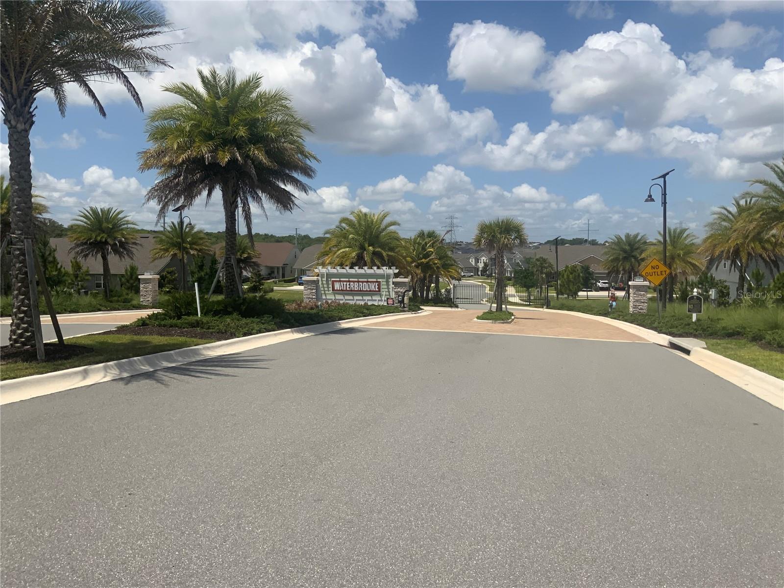 Image 10 of 20 For 2673 Spider Lily Court
