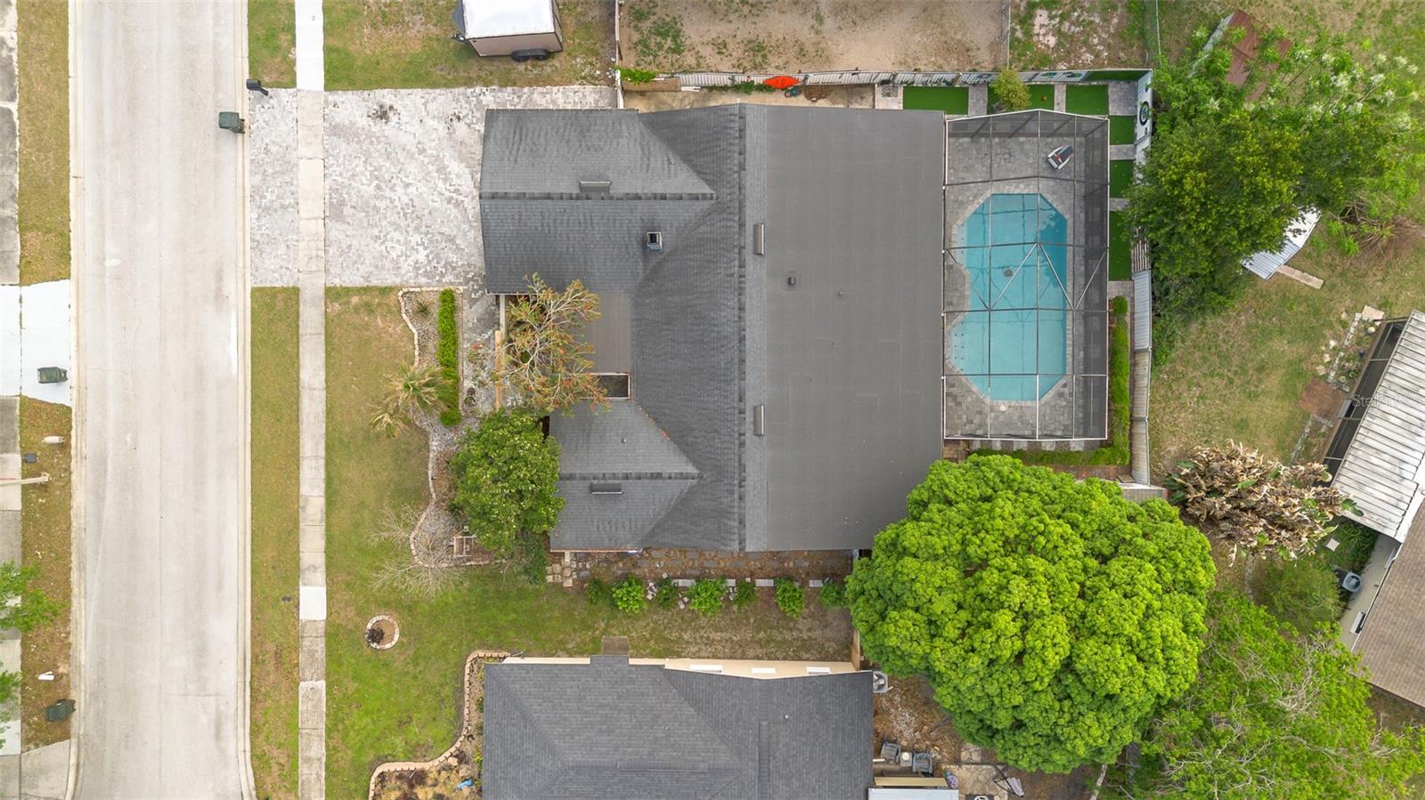 Listing photo id 8 for 314 Hormigas Street