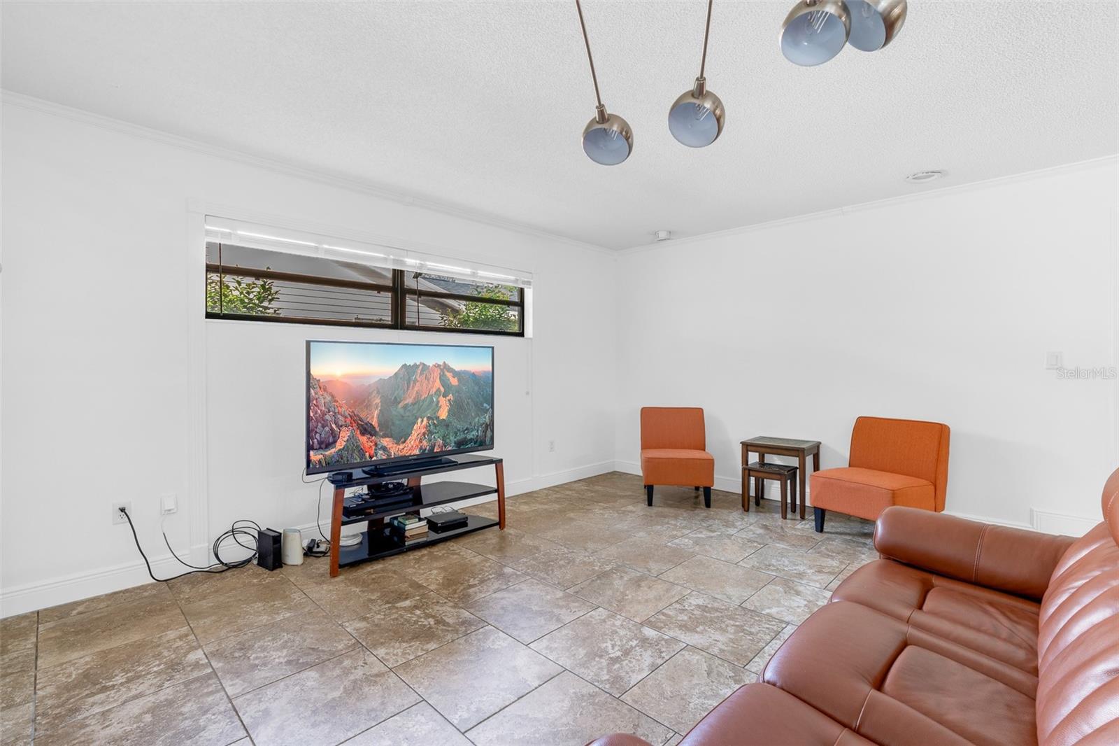 Listing photo id 27 for 314 Hormigas Street