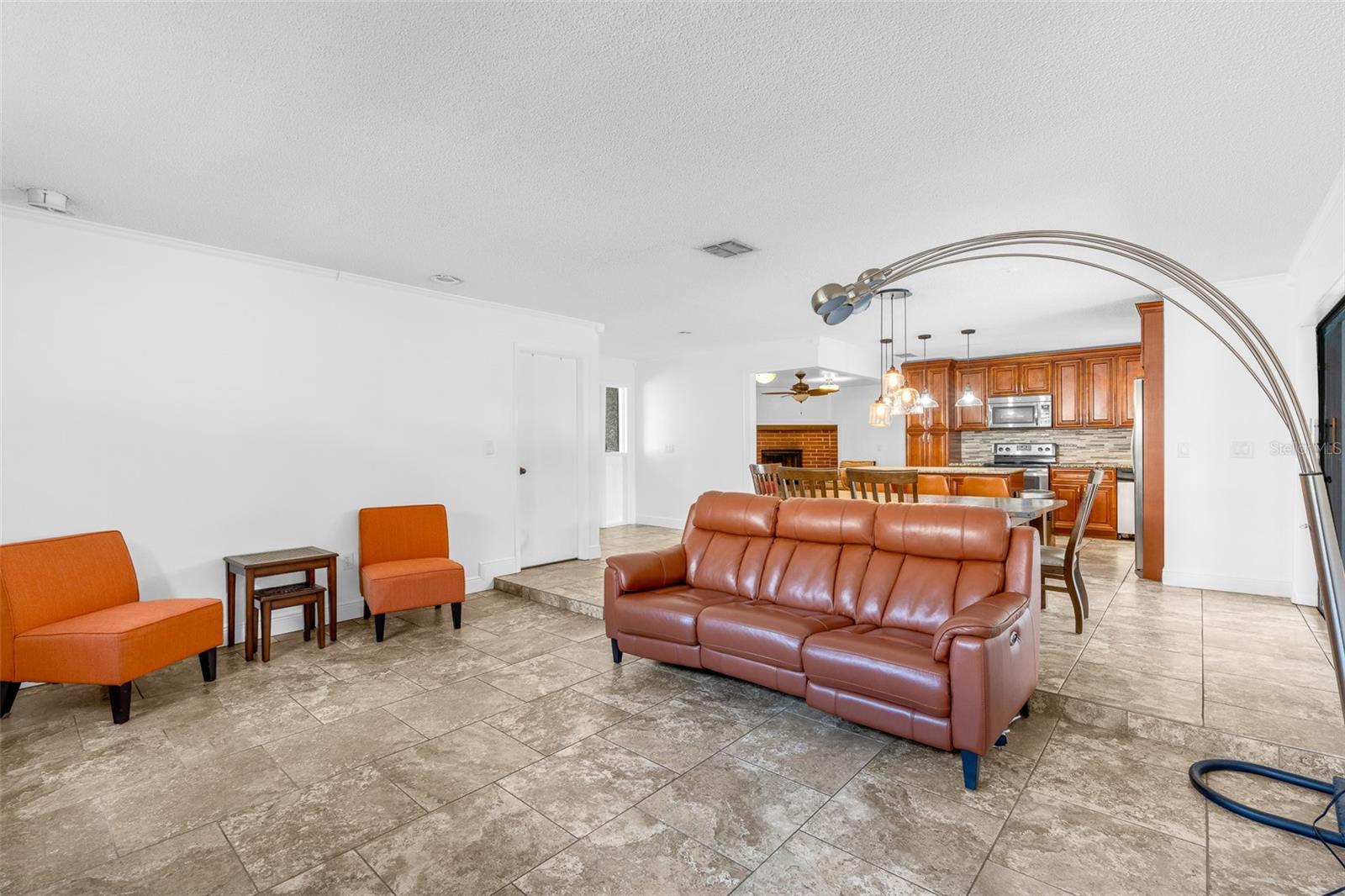 Listing photo id 36 for 314 Hormigas Street