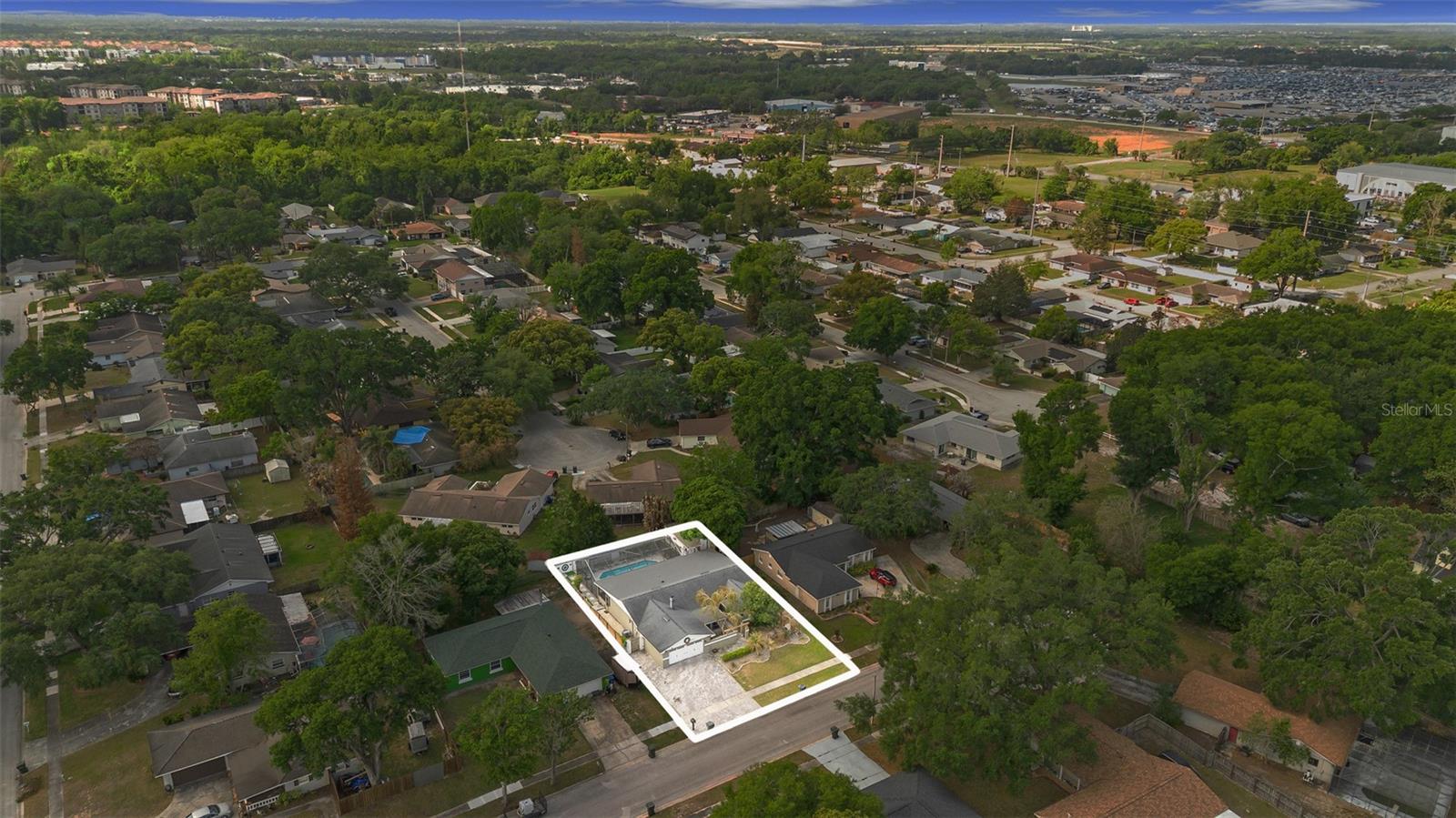 Listing photo id 7 for 314 Hormigas Street