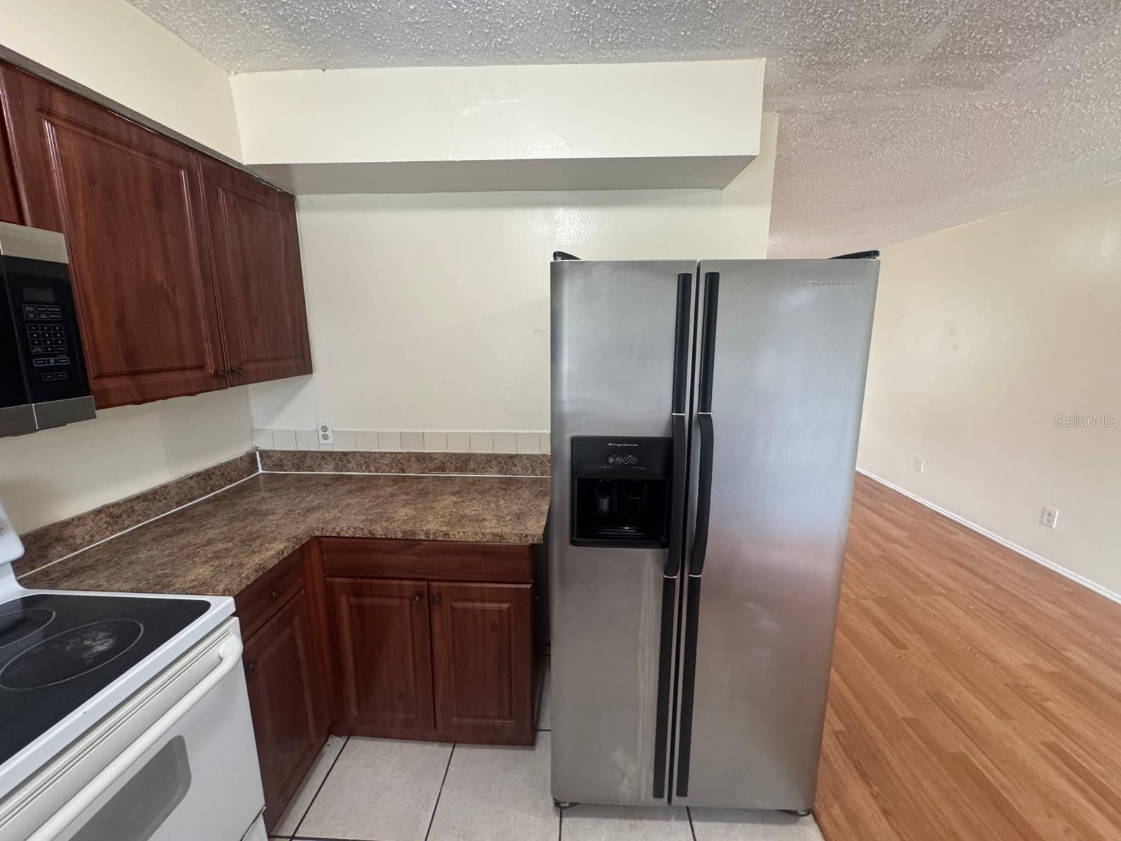 Image 10 of 26 For 2800 113th Avenue B1204