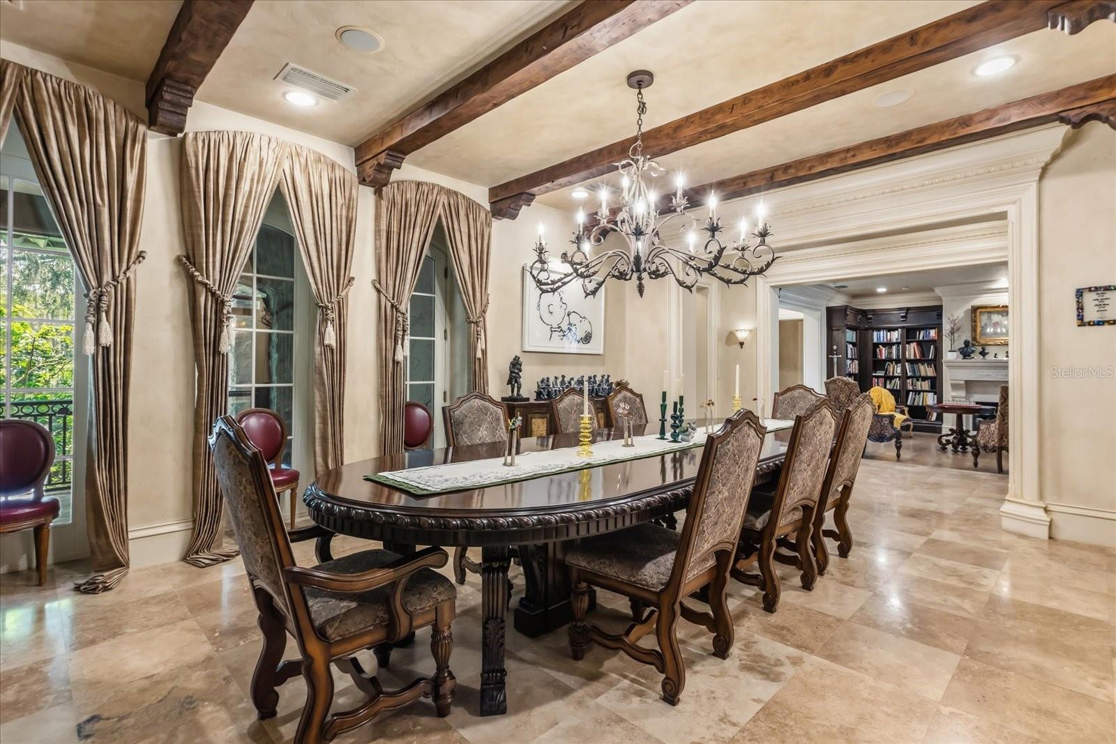 Listing photo id 11 for 2878 Markham Woods Road