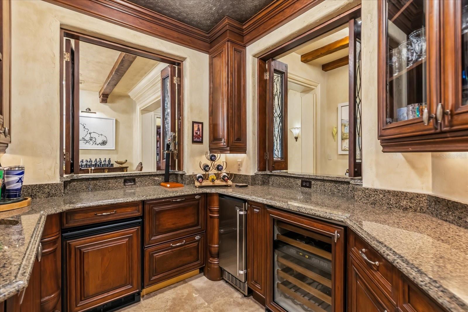 Listing photo id 12 for 2878 Markham Woods Road