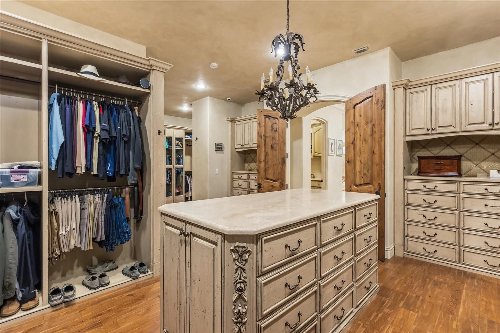 Listing photo id 20 for 2878 Markham Woods Road