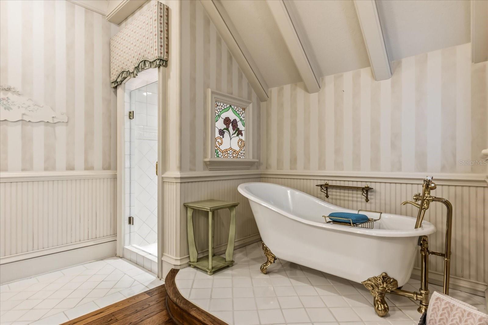 Listing photo id 34 for 2878 Markham Woods Road