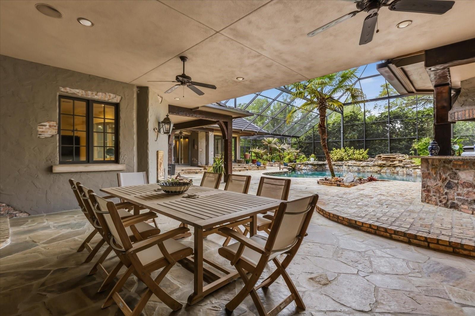 Listing photo id 38 for 2878 Markham Woods Road