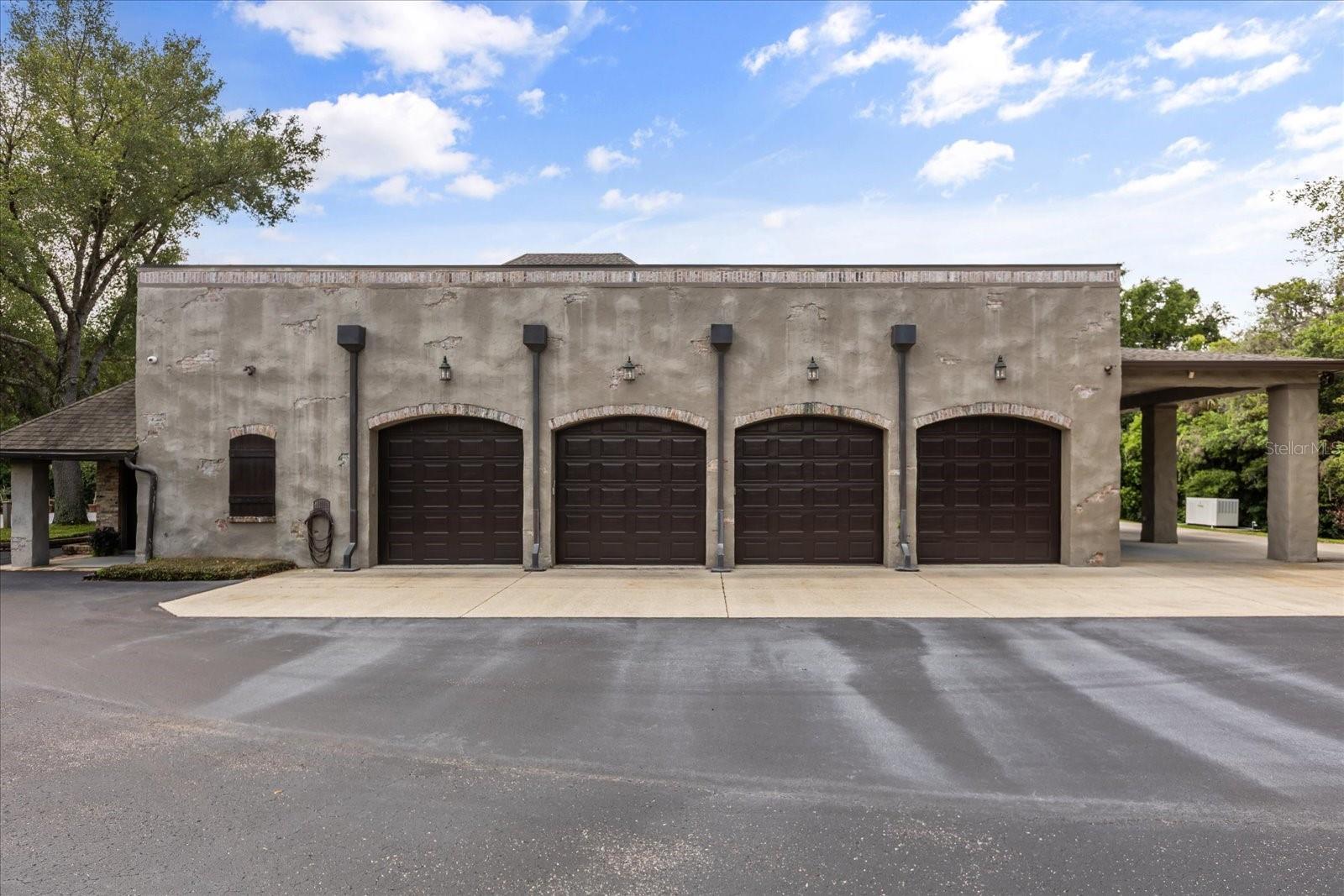 Listing photo id 42 for 2878 Markham Woods Road