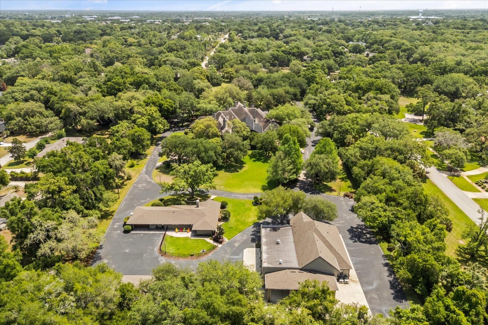 Listing photo id 52 for 2878 Markham Woods Road