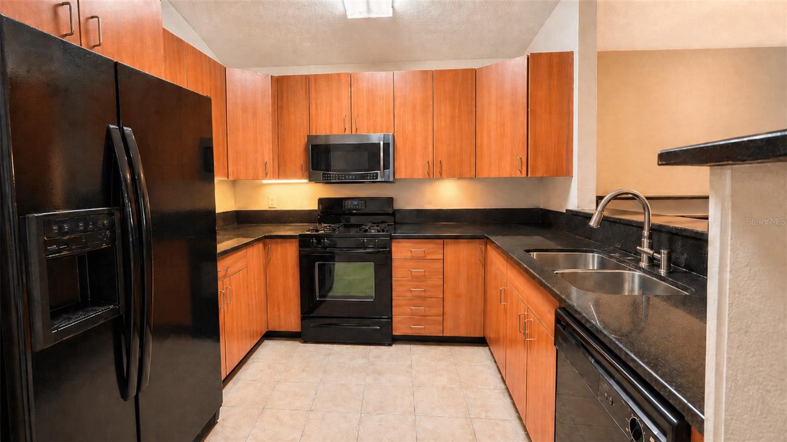 Image 3 of 8 For 1705 Circe Lake Court