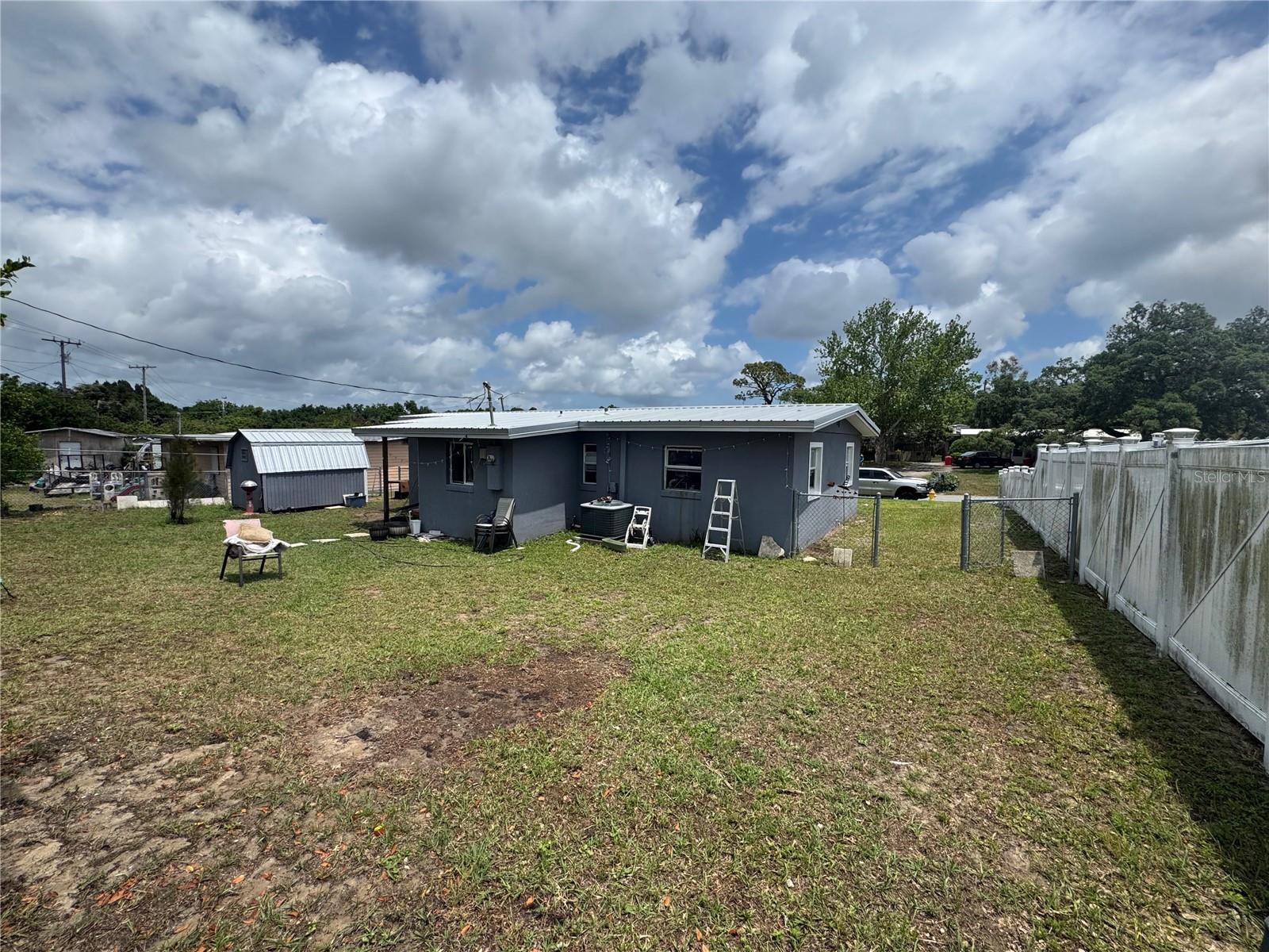 Image 13 of 13 For 416 Azalea Avenue